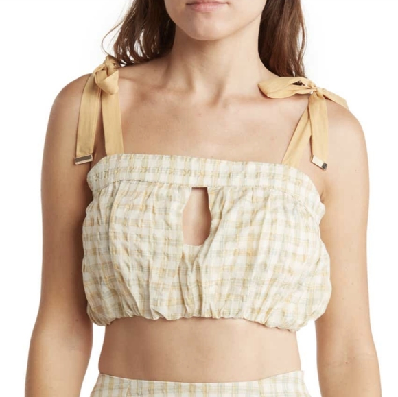 Top - Picture 2 of 2